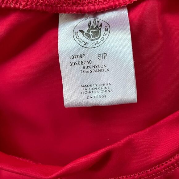 Body Glove red round neck short sleeved rash guard size Small - Picture 6 of 6
